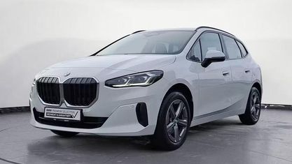 Käytetty BMW 220 Active Tourer Efficient Dynamics 156 HP (114 kW) 2025 Valkoinen Tila-auto