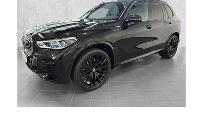 Używany BMW X5 M Sport 298 KM (219 kW) 2023 Czarny SUV