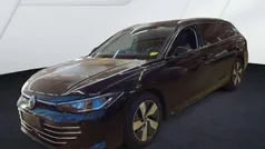 Grenadillschwarz metallic Gebraucht 2025 VW Passat Elegance Kombi | 37.876 € (Superpreis)