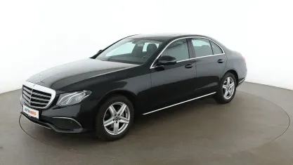 Gebraucht Mercedes E220 Exclusive 194 PS (142 kW) 2019 Schwarz Limousine