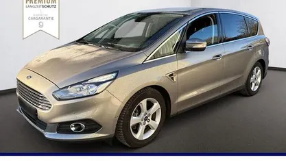Gebraucht 2016 Ford S-MAX Titanium Van / Kleinbus | 14.660 € (Fairer Preis)