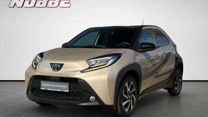 Gebraucht Toyota Aygo X Team 72 PS (52 kW) 2024 Beige SUV