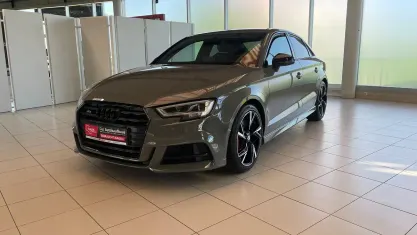 Gebraucht Audi S3 Comfort 301 PS (221 kW) 2019 Quantumgrau Limousine