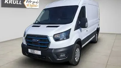 Gebraucht Ford E-Transit Trend 134 kW (183 PS) 2023 Weiß Van