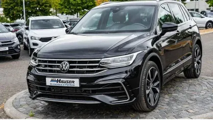 Gebraucht VW Tiguan R-line 150 PS (110 kW) 2024 Schwarz SUV