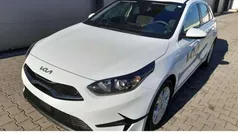 Gebraucht 2025 Kia Ceed Vision Limousine | 22.990 € (Fairer Preis)