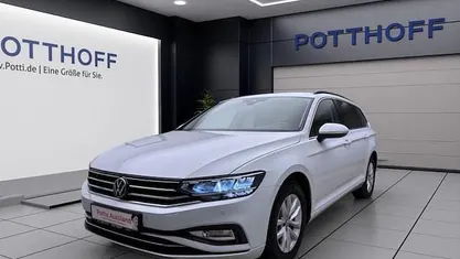 Gebraucht VW Passat Business 150 PS (110 kW) 2023 Kombi