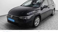 Gebraucht 2021 VW Golf VIII Life Kombi | 19.870 € (Fairer Preis)