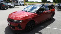Rot Gebraucht 2024 Opel Astra Kombi | 37.900 € (Etwas zu teuer)