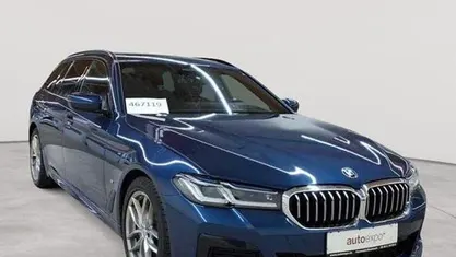 Gebraucht BMW 530 Sport Line 286 PS (210 kW) 2023 Phytonicblau metallic Kombi