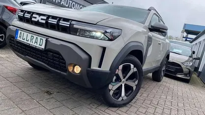 Gebraucht 2024 Dacia Duster SUV | 26.370 € (Fairer Preis)