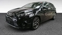 Zilinaschwarz met.(1k) Gebraucht 2024 Kia Ceed Spirit Limousine | 24.850 € (Guter Preis)