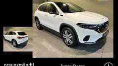 Weiß Gebraucht 2021 Mercedes EQA250 Progressive SUV | 29.900 € (Fairer Preis)