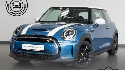 Gebraucht Mini Cooper SE Classic 135 kW (184 PS) 2022 Blau Kleinwagen