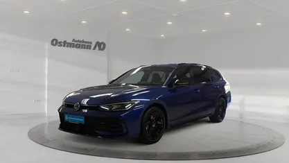 Reef blue metallic Gebraucht 2024 VW Passat R-line Kombi | 44.885 € (Guter Preis)