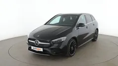 Grau Gebraucht 2022 Mercedes B250 AMG line Van / Kleinbus | 30.730 €