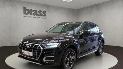 Gebraucht Audi Q5 Ambiente 299 PS (219 kW) 2022 Mythosschwarz metallic SUV