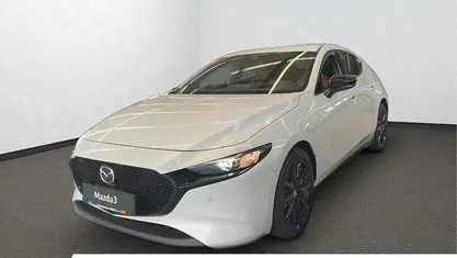 Neu Mazda 3 Nagisa 122 PS (89 kW) 2025 Weiß Limousine