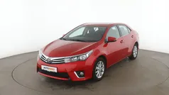 Rot Gebraucht 2015 Toyota Corolla Life+ Limousine | 14.460 € (Fairer Preis)