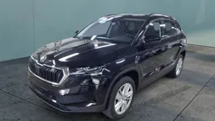 Schwarz Gebraucht 2024 Skoda Karoq Selection SUV | 33.076 € (Fairer Preis)