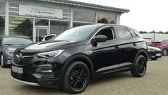 Schwarz Gebraucht 2020 Opel Grandland X Innovation SUV | 19.990 € (Fairer Preis)