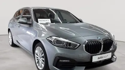 Gebraucht BMW 120 Advantage 190 PS (139 kW) 2022 Skyscraper grau metallic Kleinwagen
