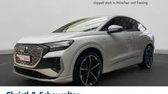 Gebraucht 2022 Audi Q4 Sportback e-tron Sport SUV | 31.909 € (Superpreis)