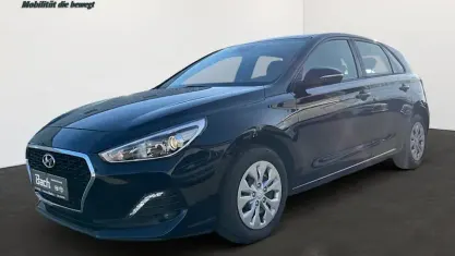 Brugt Hyundai i30 Select 100 HK (73 kW) 2018 Sort Sedan