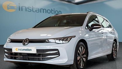 Gebraucht VW Golf VIII 116 PS (85 kW) 2025 Blau Kombi
