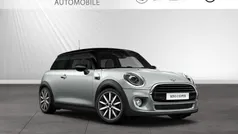 White silver metallic Gebraucht 2020 Mini Cooper Kleinwagen | 18.690 € (Fairer Preis)