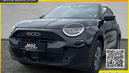 Cinema schwarz Neu 2025 Fiat 600 SUV | 22.650 € (Guter Preis)