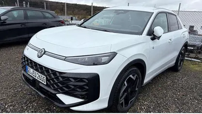 Gebraucht VW T-Roc R-line 150 PS (110 kW) 2026 SUV