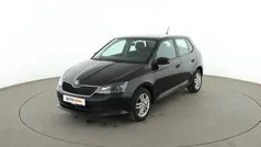 Schwarz Gebraucht 2016 Skoda Fabia Ambition Limousine | 8.810 € (Fairer Preis)