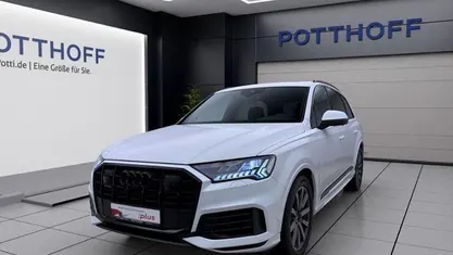 Weiss Gebraucht 2021 Audi Q7 Comfort SUV | 51.750 € (Fairer Preis)