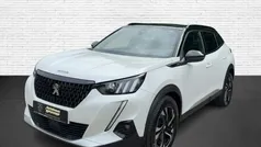 Perlmutt weiß perleffekt Gebraucht 2021 Peugeot 2008 GT SUV | 20.750 € (Fairer Preis)