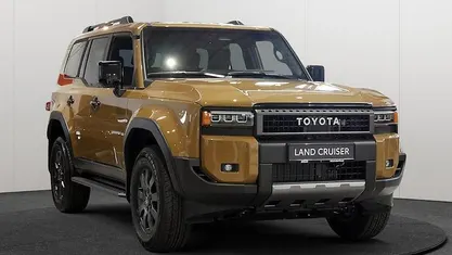 Neu Toyota Land Cruiser Executive 205 PS (150 kW) 2026 Beige SUV