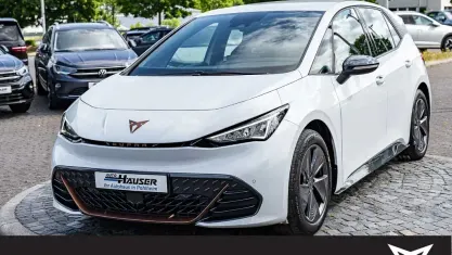Gebraucht Cupra Born 150 kW (204 PS) 2023 Weiss Kleinwagen