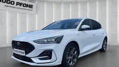 Gebraucht 2024 Ford Focus ST-Line X Limousine | 25.440 € (Guter Preis)