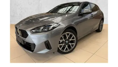 Neu BMW 120 156 PS (114 kW) 2026 Grau Kleinwagen
