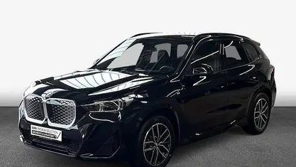 Gebraucht 2025 BMW iX1 M Sport SUV | 55.990 € (Guter Preis)