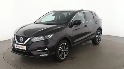 Gebraucht 2018 Nissan Qashqai N-Connecta SUV | 14.380 € (Fairer Preis)
