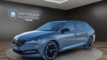 Graphitegrau Gebraucht 2023 Skoda Superb SportLine Limousine | 30.950 € (Fairer Preis)