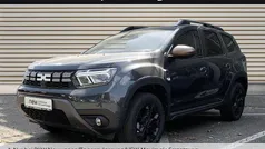 Grau Gebraucht 2023 Dacia Duster Extreme SUV | 23.880 € (Fairer Preis)