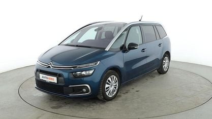 Używany Citroën C4 SpaceTourer Shine 131 KM (96 kW) 2022 Niebieski Minivan