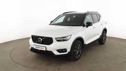 Käytetty Volvo XC40 R-Design 150 HP (110 kW) 2020 Valkoinen Katumaasturi