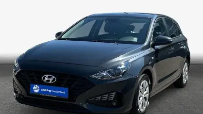 Gebraucht Hyundai i30 Select 120 PS (88 kW) 2021 Grau Limousine