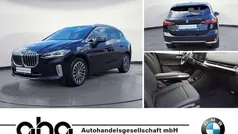 Sapphirschwarz metallic Gebraucht 2022 BMW 218 Luxury Line Van / Kleinbus | 24.960 € (Fairer Preis)