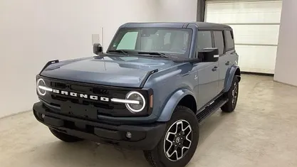 Grau Gebraucht 2025 Ford Bronco Outer Banks SUV | 54.980 € (Fairer Preis)