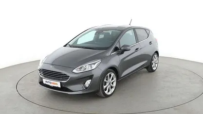 Grau Gebraucht 2017 Ford Fiesta Titanium Kleinwagen | 9.840 € (Fairer Preis)