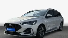 Moondust silver (metallic) Gebraucht 2023 Ford Focus ST-Line X Kombi | 21.980 € (Guter Preis)